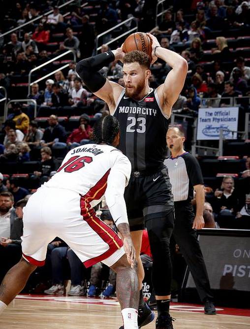 成都蓉城训练开放日,加时末段伤情更新引欢呼,NBA常规赛在即,细节决定成败的简单介绍 成都蓉城训练开放日,加时末段伤情更新引欢呼,NBA常规赛在即,细节决定成败的简单介绍